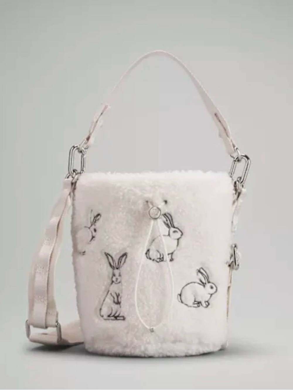 Lululemon Fleece Bucket Bag (limited edition, Year of the Rabbit)